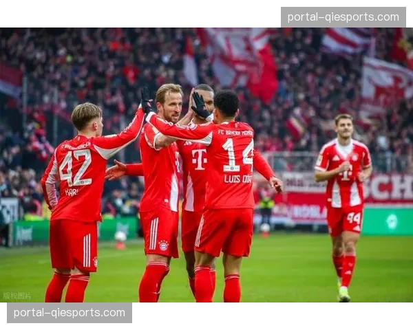 拜仁慕尼黑迎战多特蒙德国家德比前瞻：凯恩与穆科科锋线对决