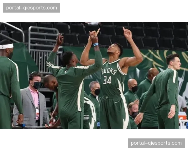 NCAA“疯狂三月”焦点新秀现身麦迪逊广场花园观战