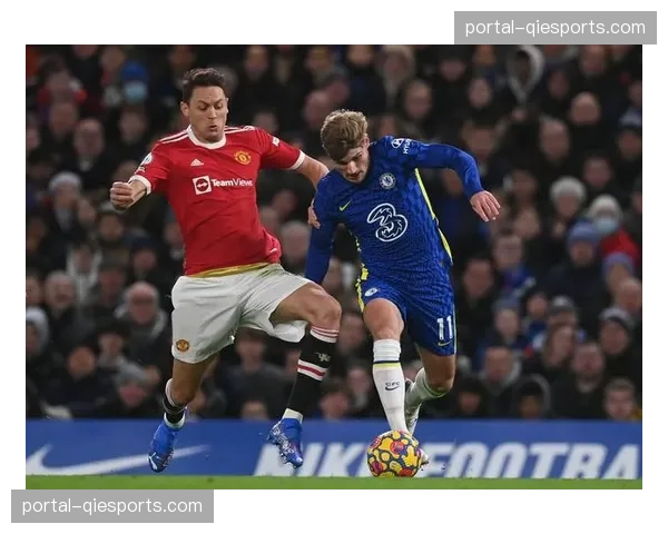 梦剧场记分牌故障事件全记录:曼联对阵切尔西的比赛因此延迟开球20分钟 梦剧场记分牌故障事件全记录:曼联对阵切尔西的比赛因此延迟开球20分钟